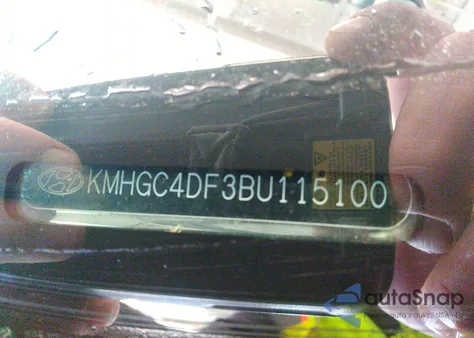 2011 Hyundai Genesis 4.6 из США, поврежденный, VIN KMHGC4DF3BU115100